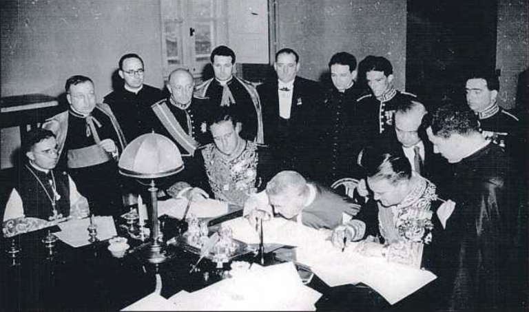 Firma del Concordato con la Santa Sede en Roma, 1953. ResearchGate