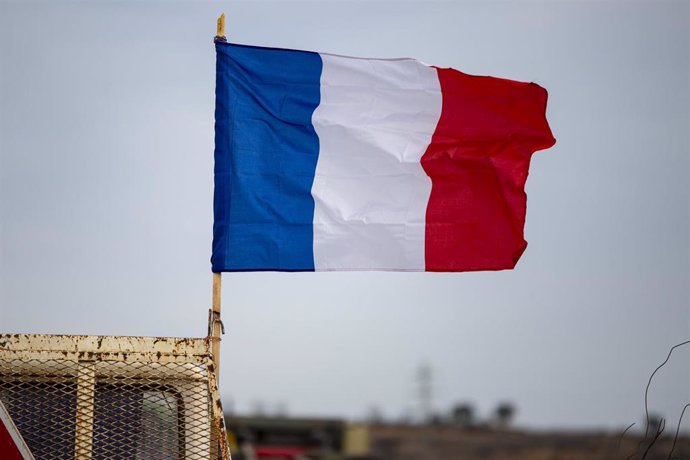 Archivo - Una bandera de Francia. - Lorena Sopêna - Europa Press - Archivo