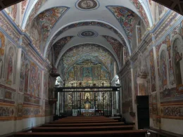 La ermita de la Virgen de Casbas, en Ayerbe, es conocida como la Capilla Sixtina del Alto Aragón. S. E.