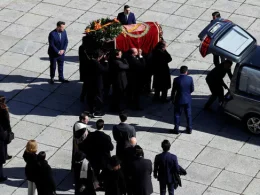 El ataúd del dictador Francisco Franco en el valle de Cuelgamuros. EMILIO NARANJO/REUTERS