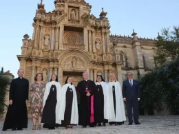 Las Carmelitas Mensajeras del Espíritu Santo en el Monasterio de La Cartuja