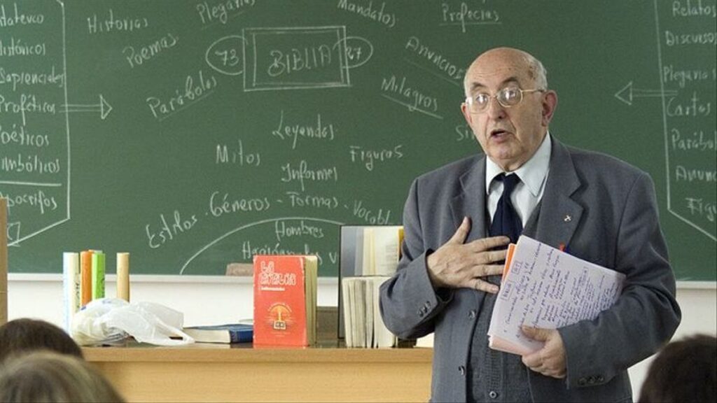 Fotografía de archivo de un curso de formación de profesores de Religión en la Diócesis de Valladolid. Ángel Cantero. CC-NC