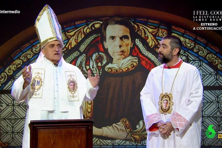 El papa Wyo y el monaguillo Mateo.EL INTERMEDIO