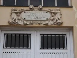 Placa franquista en la Iglesia de el Pardo.