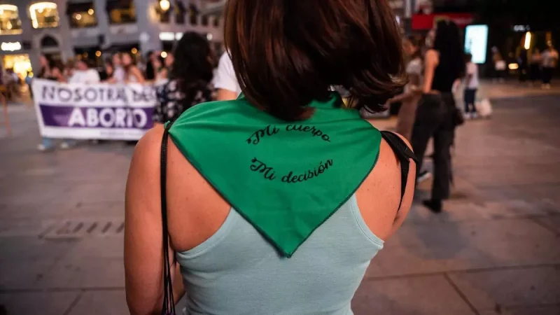 Una mujer en la manifestación por el Día de Acción Global por la despenalización del aborto, a 28 de septiembre de 2023, en Madrid (España). Matias Chiofalo / Europa Press