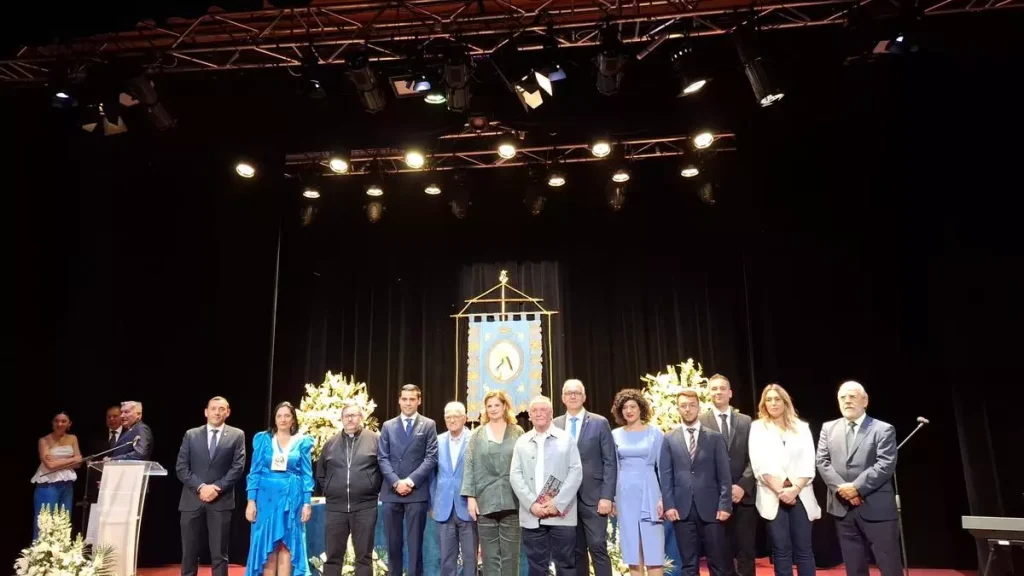 Representación del Ayuntamiento del municipio murciano de Alcantarilla celebrado este sábado 3 de mayo en el Centro Cultural Infanta Elena del municipio murciano de Alcantarilla