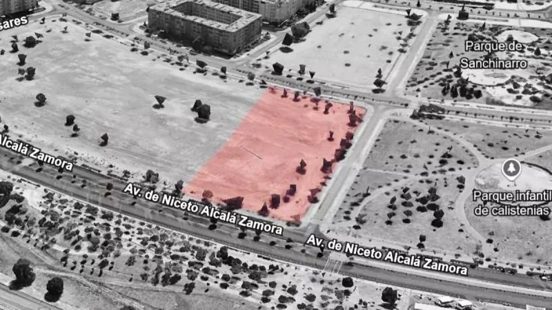 Parcela de Sanchinarro que el Ayuntamiento de Madrid cederá a la fundación vinculada al Opus Dei. Somos Madrid