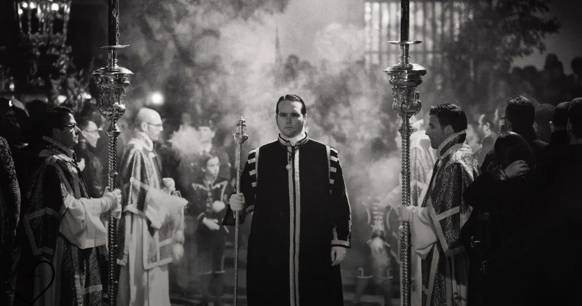 Fotografía de una procesión en Carmona (Sevilla)