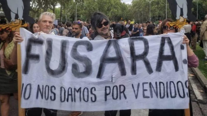 Inquilinos de los inmuebles de Fusara en Madrid protestan contra la venta de sus edificios al fondo Tapiamar.Cedida