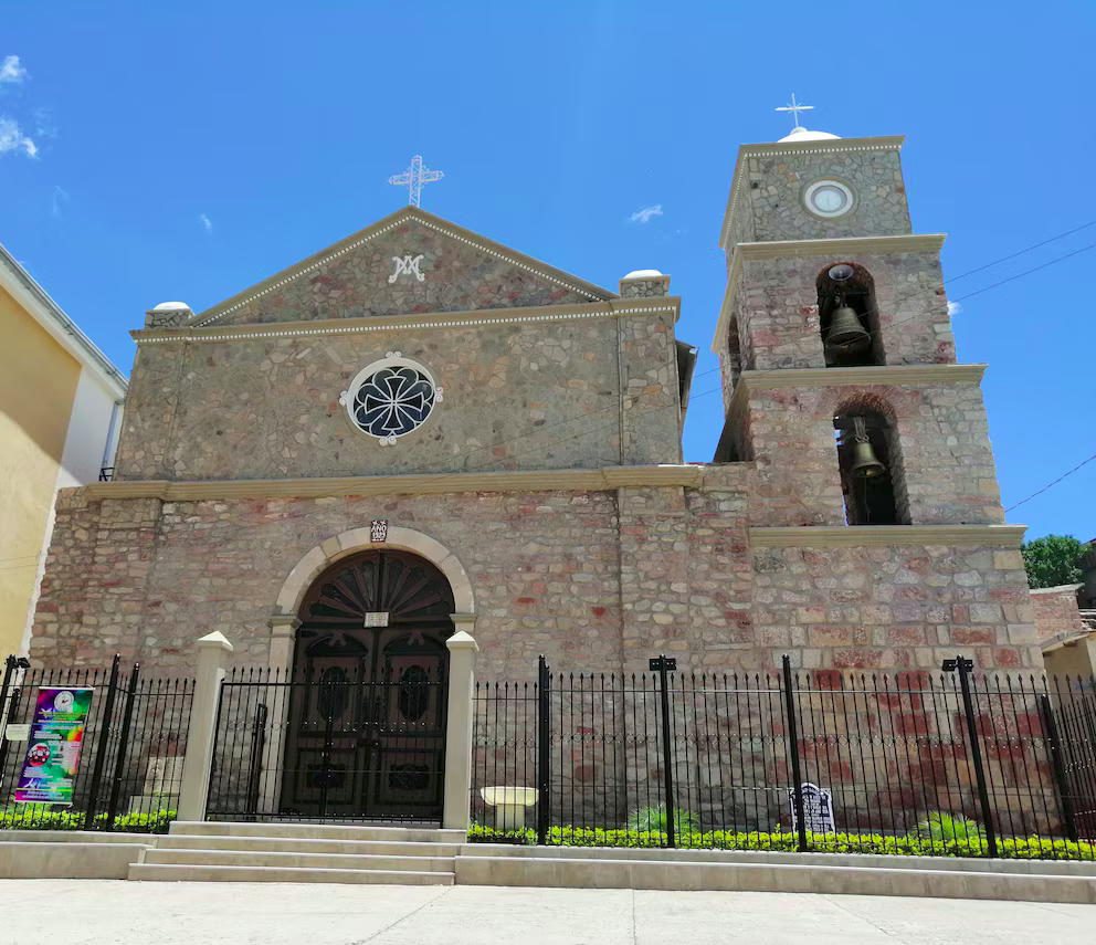 Una iglesia en Tapacarí, en Bolivia (@LawiLawita)